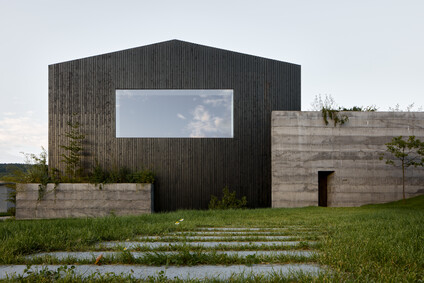 Janošík Headquarters and Showroom